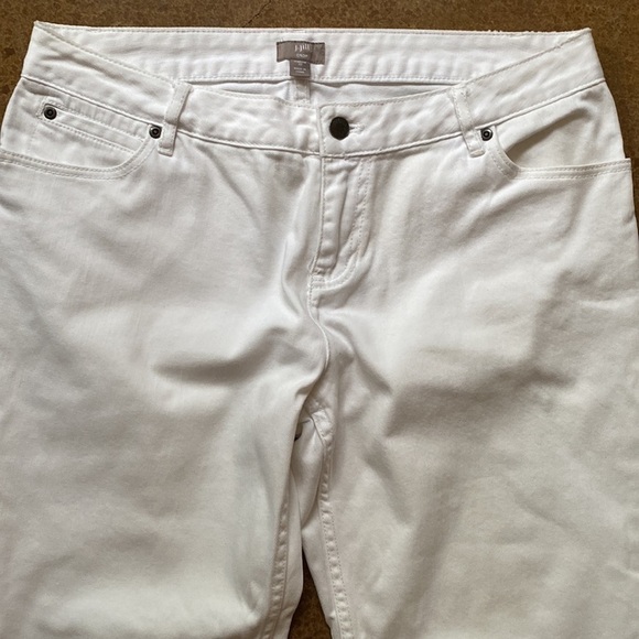 J. Jill Denim - J.JILL white cropped stretch straight leg‎ ankle jeans